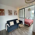 Διαμέρισμα Vue *